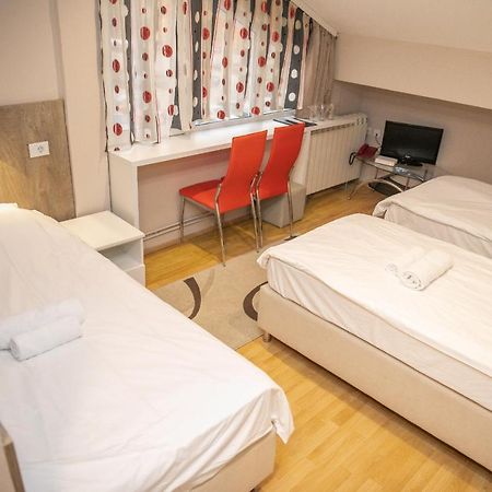 Hotel Dijana Pirot Exteriér fotografie