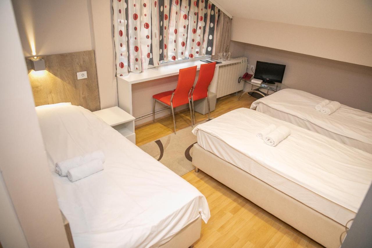 Hotel Dijana Pirot Exteriér fotografie